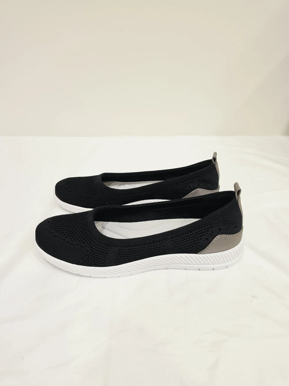 Easy Spirit Glitz Black Knit Slip-On Flats with White Soles